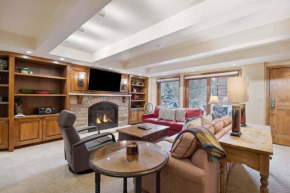 Lodge at Lionshead 208